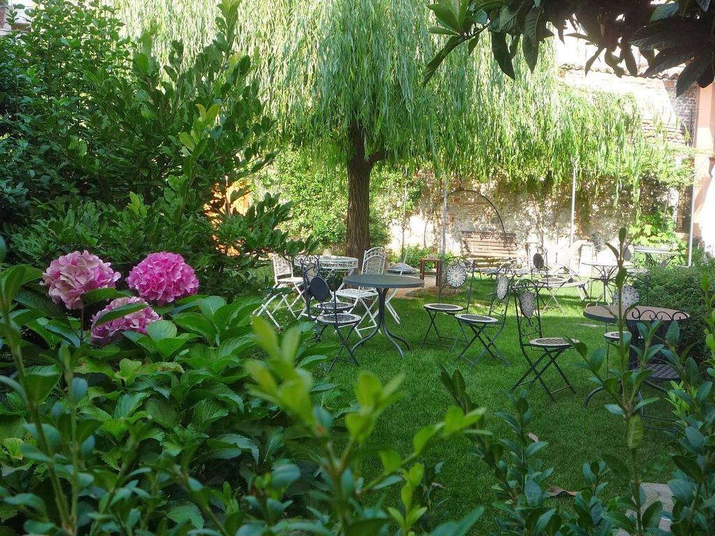 Lori'S Inn Mondovì Δωμάτιο φωτογραφία