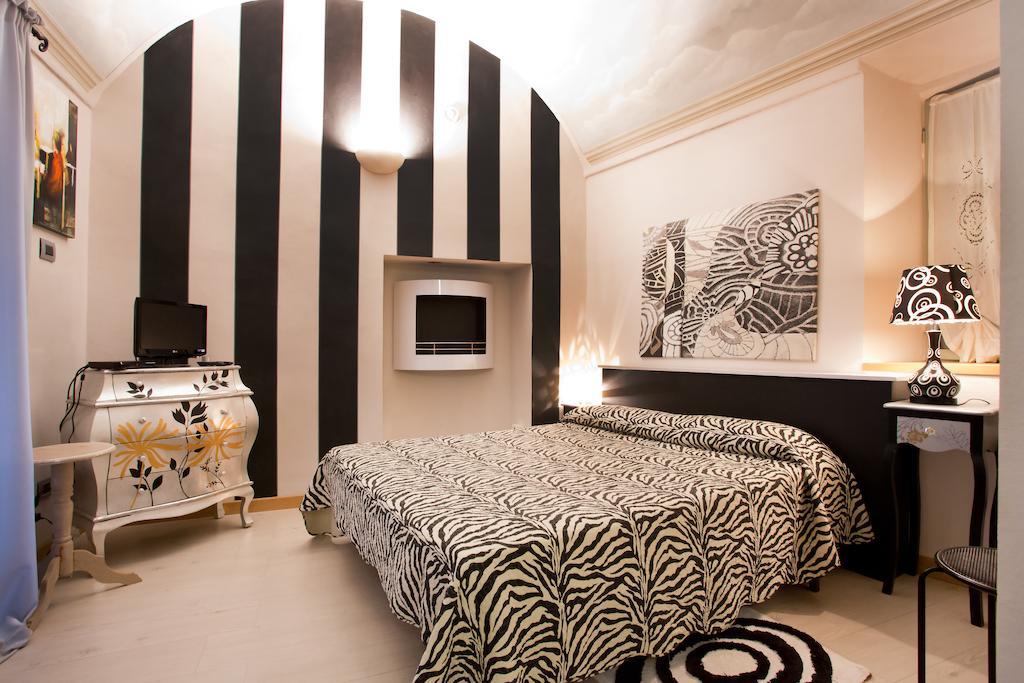 Lori'S Inn Mondovì Δωμάτιο φωτογραφία